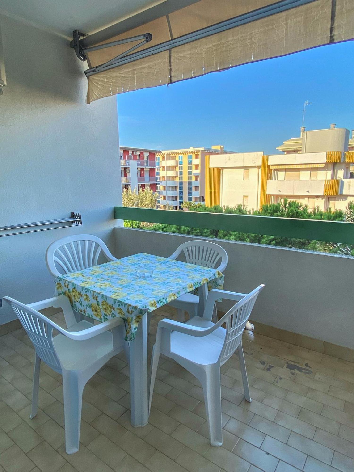 Grazioso Appartamento N 76 A 100Mt Dal Mare Bibione Exterior photo
